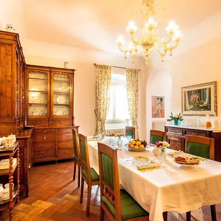 Podere La Rondine 3*