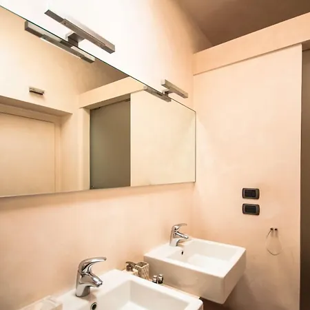 Bed and breakfast Podere La Rondine 3*